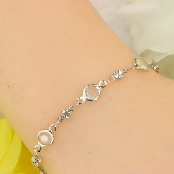 Minimalist Bracelet, Sleek & Modern Design, Women’s Fashion, YC110445-B - Picture 10 of 10